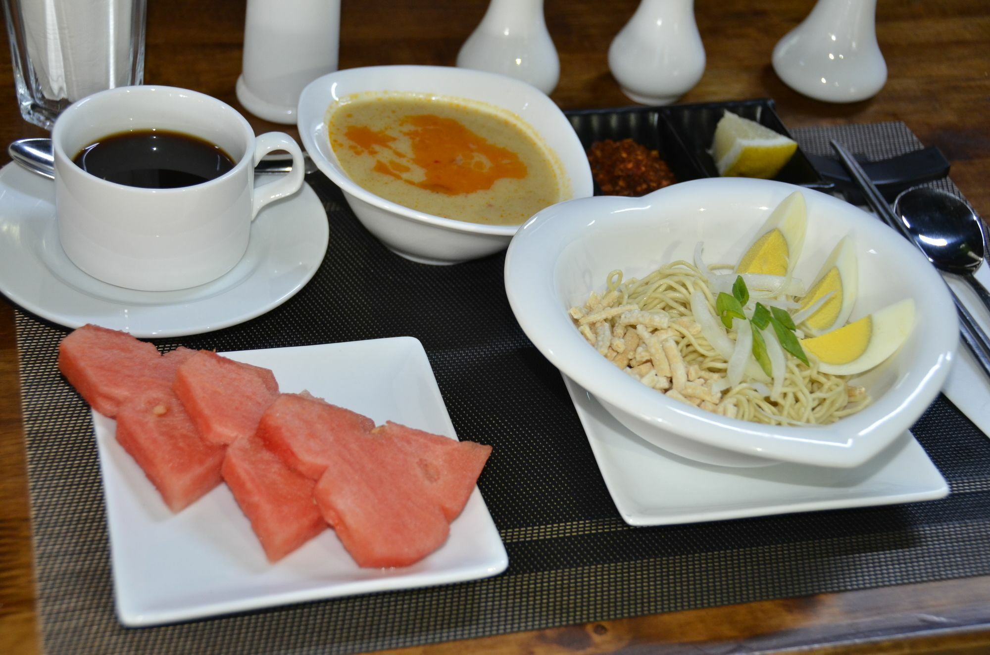 Seoul Hotel Myanmar Gyogon Екстериор снимка