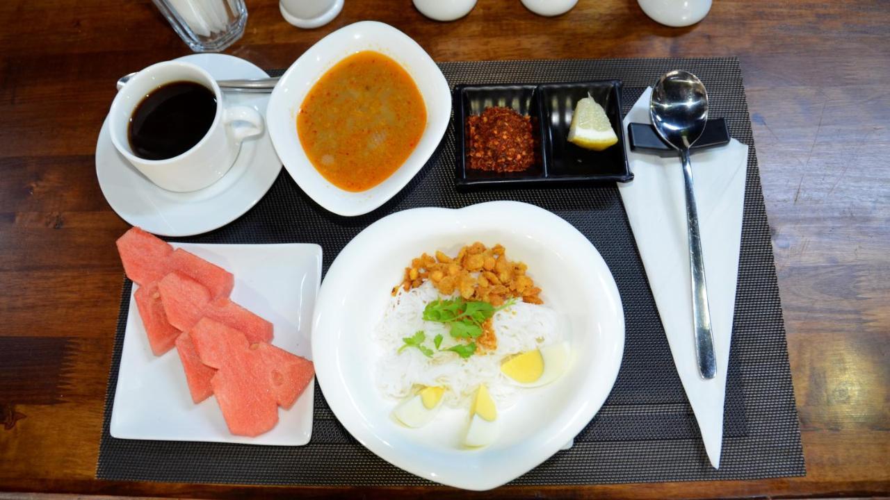 Seoul Hotel Myanmar Gyogon Стая снимка